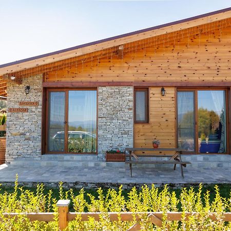 Mountain Villa Aleksia- With Jacuzzi 라즐로그 외부 사진